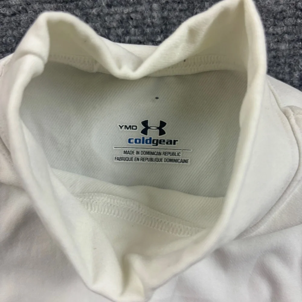 UNDER ARMOUR Youth White Coldgear Long Sleeve Turtleneck Athletic shirt - Medium - Picture 4 of 8